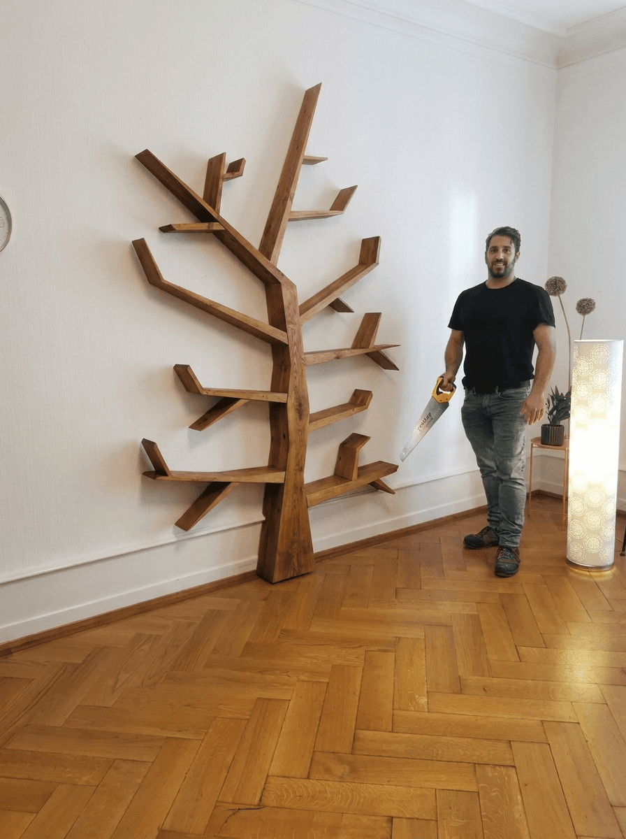 Porte-manteau sculptural en forme d'arbre